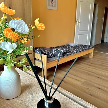 Robotnicza Przystan *