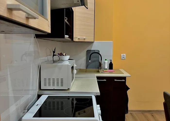 Robotnicza Przystan * فاوبجه